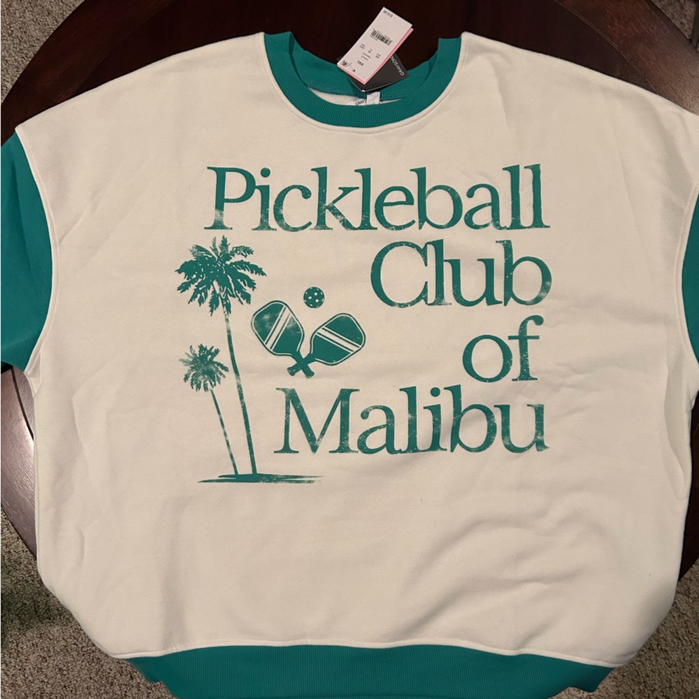 NWT Women’s Pickleball White and Green Sweatshirt XXL